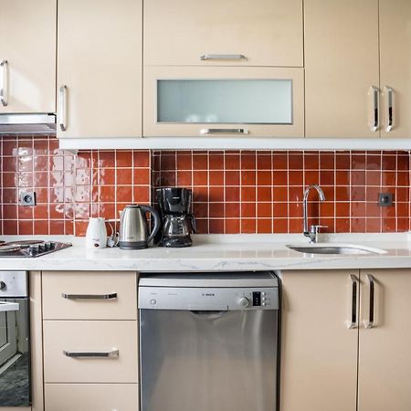 דירות איסטמבול Spacious Flat Near Caddebostan Coast מראה חיצוני תמונה